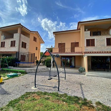 Apartments For Families With Children Silo, Krk - 18685 מראה חיצוני תמונה