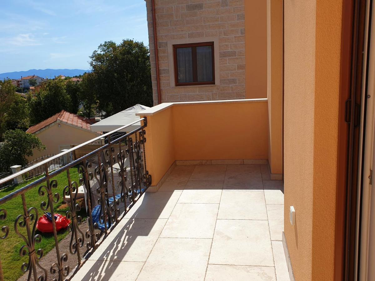 Apartments For Families With Children Silo, Krk - 18685 מראה חיצוני תמונה